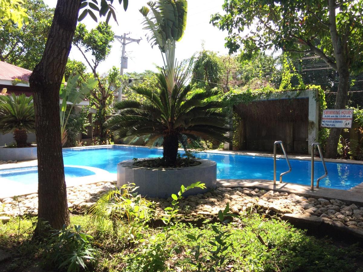 The Pelicans Resort Batangas Zewnętrze zdjęcie